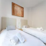 Coastal Retreat With Shared Pool, Фуэнхирола